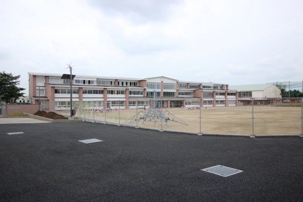 都和小学校