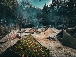 『軍幕村』の画像